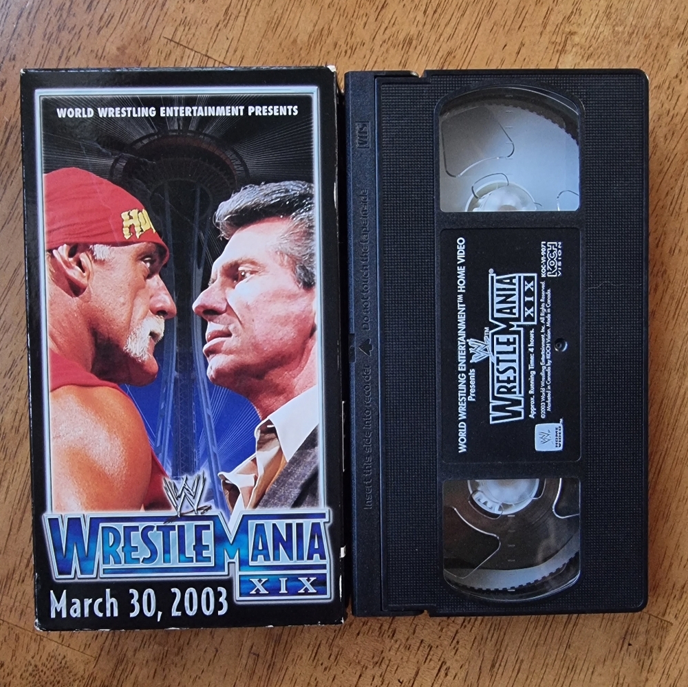 WWE WrestleMania XIX VHS 📼